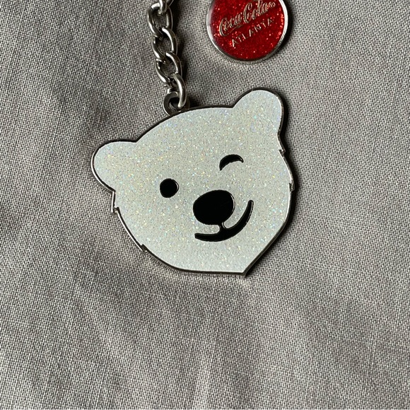 Coca-Cola Polar Bear Keychain Glitter Enamel Sparkly Bear Keyring - Picture 3 of 5